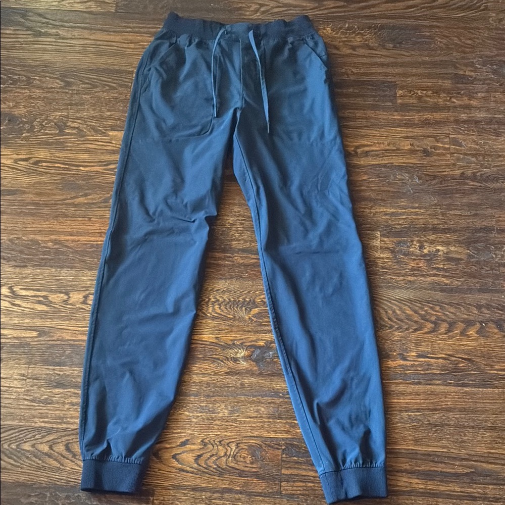 Lululemon Men's Blue Jogger Pants